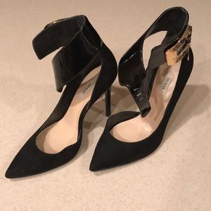 Wife’s Guess high heels